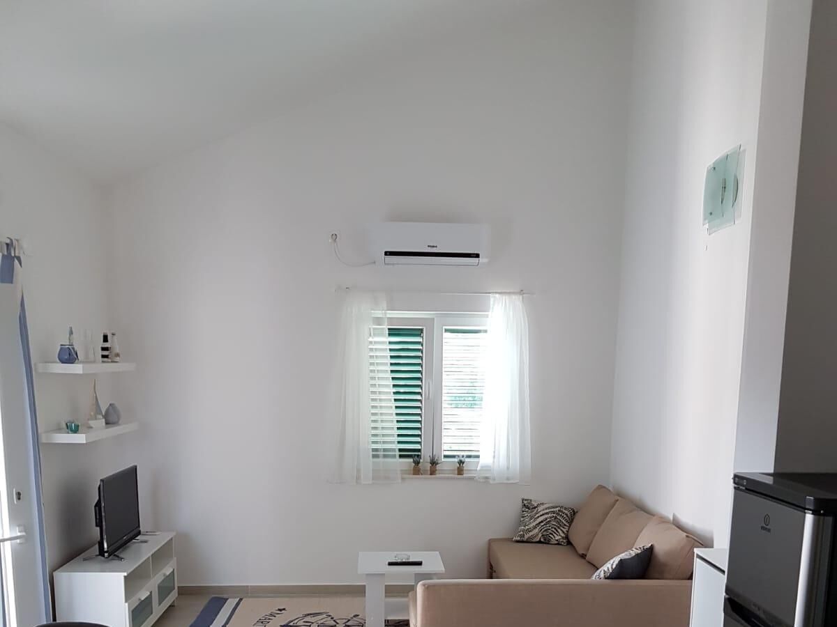 Apartment Two bedroom apartment with terrace Jadrija, Šibenik A-18976-b - Outdoor photo 3