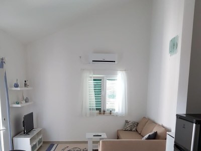 Apartment Two bedroom apartment with terrace Jadrija, Šibenik A-18976-b - Outdoor photo 3