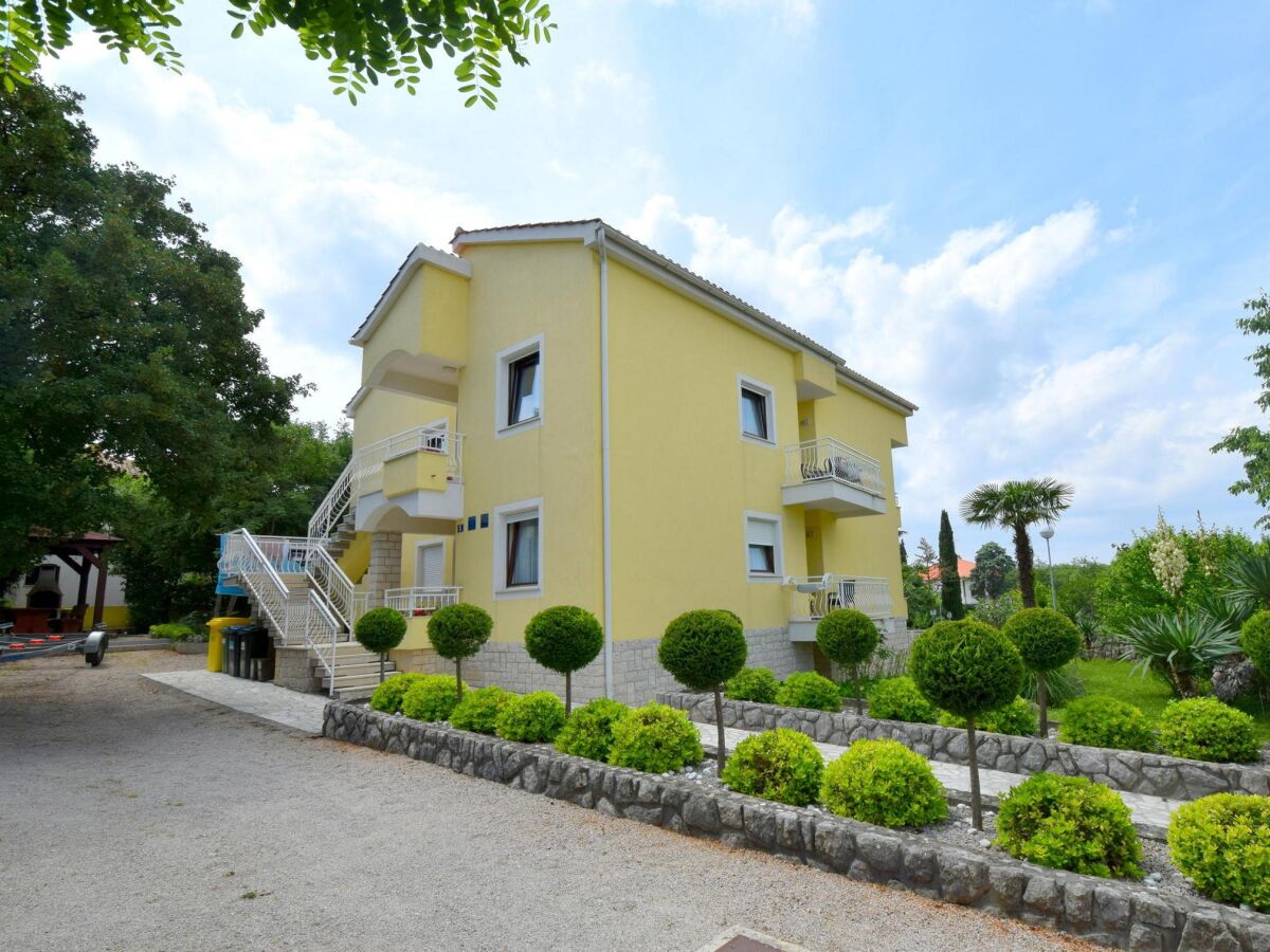 Apartment Studio flat with air-conditioning Malinska, Krk AS-19389-a - Outdoor photo 2