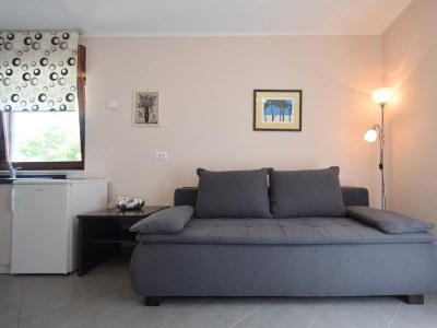 Apartment Studio flat with air-conditioning Malinska, Krk AS-19389-a - Outdoor photo 4