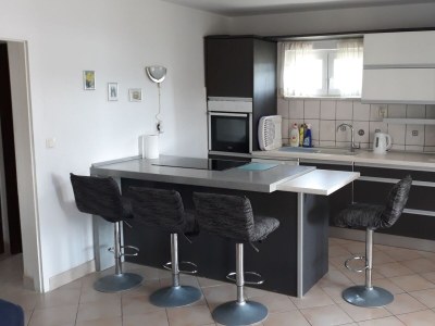 Apartment Two bedroom apartment with terrace and sea view Nečujam, Šolta A-18993-b - Outdoor photo 9