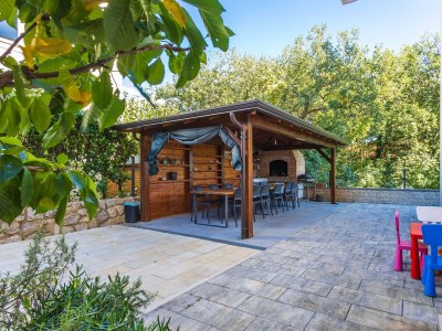 Apartment Two bedroom apartment with terrace Čižići, Krk A-19405-f - Outdoor photo 4