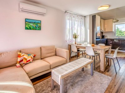 Apartment Two bedroom apartment with terrace Čižići, Krk A-19405-f - Outdoor photo 7