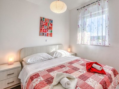 Apartment Two bedroom apartment with terrace Čižići, Krk A-19405-f - Outdoor photo 11