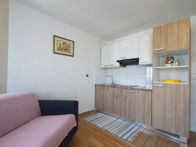 Apartment One bedroom apartment near beach Vantačići, Krk A-19406-b - Outdoor photo 11