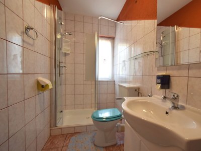 Apartment One bedroom apartment near beach Vantačići, Krk A-19406-b - Outdoor photo 14