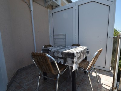 Apartment One bedroom apartment near beach Vantačići, Krk A-19406-b - Outdoor photo 16