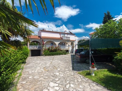 Apartment Studio flat with balcony and sea view Malinska, Krk AS-19408-a - Outdoor photo 10