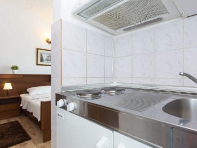 Apartment Studio flat with balcony and sea view Malinska, Krk AS-19408-a - Outdoor photo 11