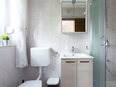 Apartment Studio flat with balcony and sea view Malinska, Krk AS-19408-a - Outdoor photo 17