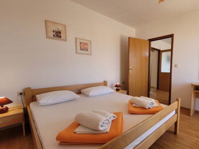 Apartment Two bedroom apartment with terrace and sea view Omišalj, Krk A-19410-a - Outdoor photo 10