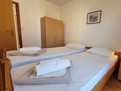 Apartment Two bedroom apartment with terrace and sea view Omišalj, Krk A-19410-a - Outdoor photo 13