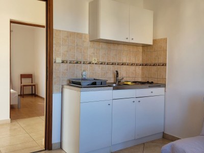 Apartment One bedroom apartment with balcony and sea view Omišalj, Krk A-19410-b - Outdoor photo 7