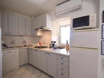 Apartment Two bedroom apartment with terrace Čižići, Krk A-19412-a - Outdoor photo 8