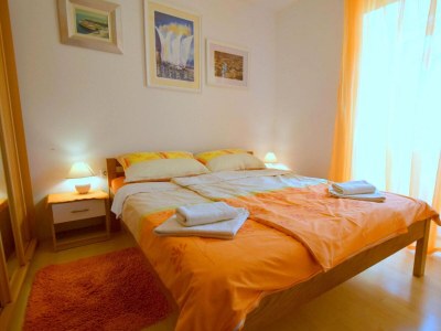 Apartment Two bedroom apartment with terrace Čižići, Krk A-19412-a - Outdoor photo 11