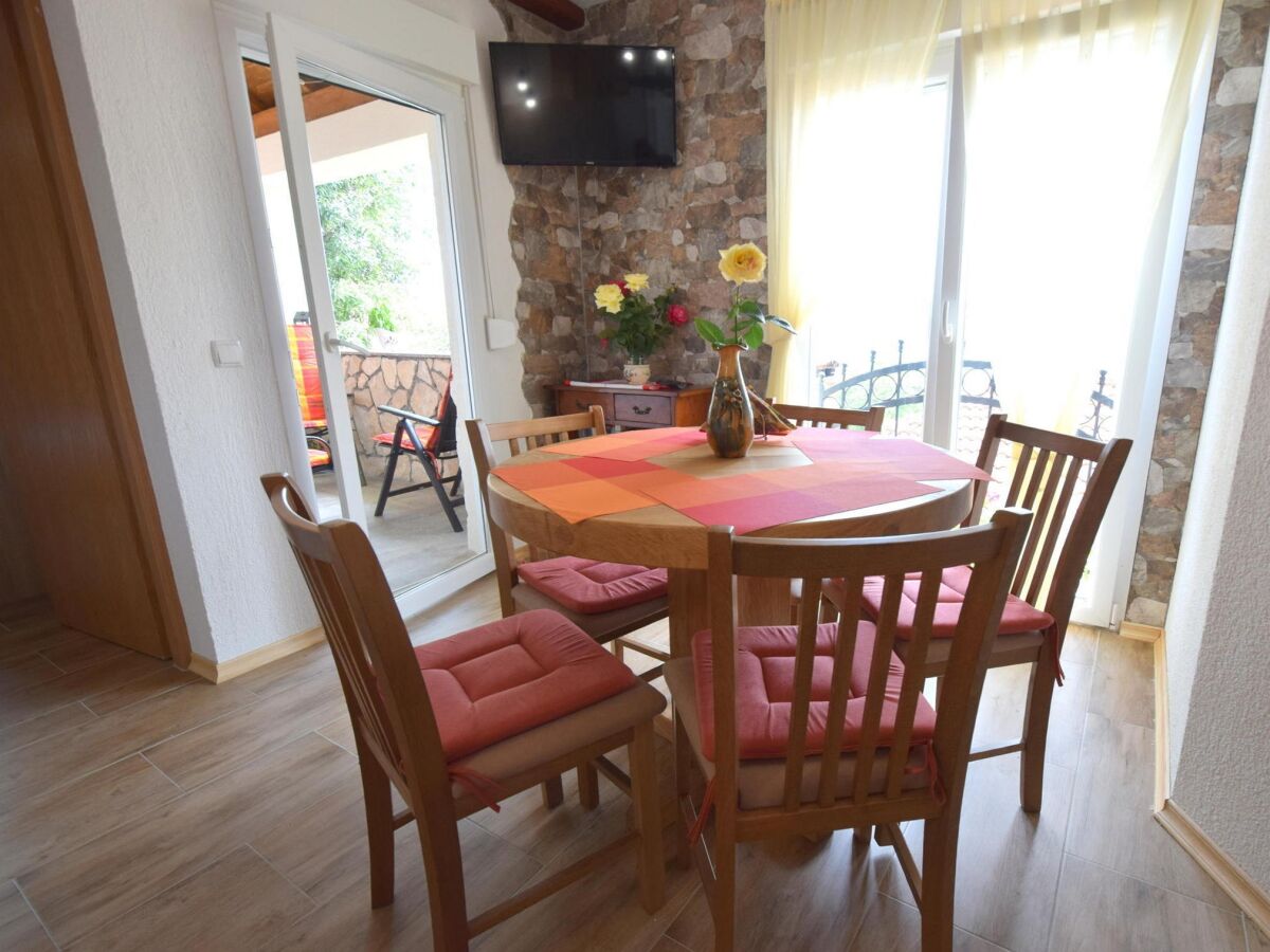 Apartment Two bedroom apartment with balcony and sea view Čižići, Krk A-19412-b - Outdoor photo 2