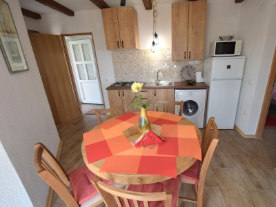 Apartment Two bedroom apartment with balcony and sea view Čižići, Krk A-19412-b - Outdoor photo 3