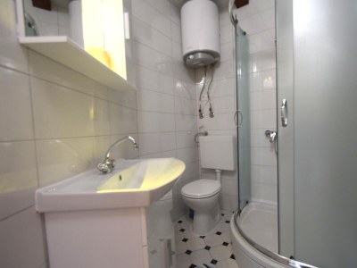 Apartment Two bedroom apartment with balcony and sea view Čižići, Krk A-19412-b - Outdoor photo 11