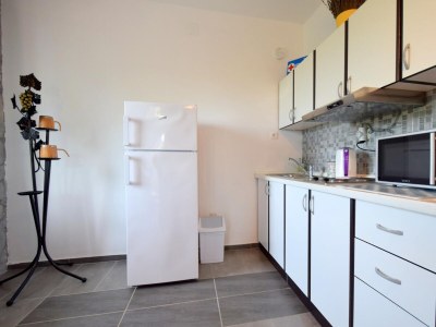 Apartment Two bedroom apartment with balcony Gabonjin, Krk A-19413-a - Outdoor photo 9