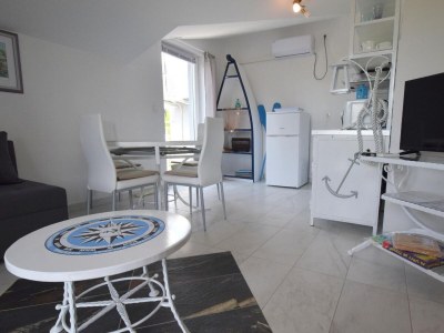 Apartment Two bedroom apartment with balcony Gabonjin, Krk A-19413-b - Outdoor photo 8