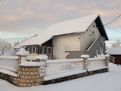 Apartment Two bedroom apartment with balcony Lipovača, Plitvice A-19450-a - Outdoor photo 4