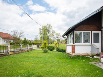 Apartment Two bedroom apartment with balcony Lipovača, Plitvice A-19450-a - Outdoor photo 13