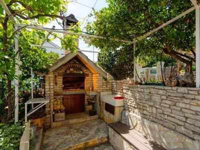 Apartment One bedroom apartment with balcony and sea view Cove Gornja Krusica, Šolta A-20021-a - Outdoor photo 8