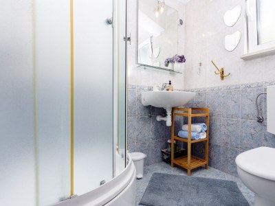 Apartment One bedroom apartment with balcony and sea view Cove Gornja Krusica, Šolta A-20021-a - Outdoor photo 17