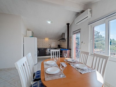 Apartment Three bedroom apartment with balcony and sea view Cove Poplat, Korčula A-20023-a - Outdoor photo 11