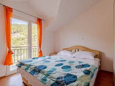 Apartment Three bedroom apartment with balcony and sea view Cove Poplat, Korčula A-20023-a - Outdoor photo 15