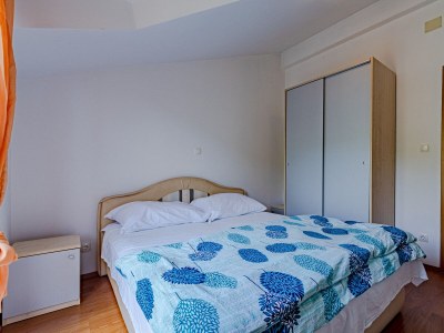 Apartment Three bedroom apartment with balcony and sea view Cove Poplat, Korčula A-20023-a - Outdoor photo 16