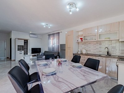 Apartment Two bedroom apartment with terrace and sea view Cove Poplat, Korčula A-20023-b - Outdoor photo 12