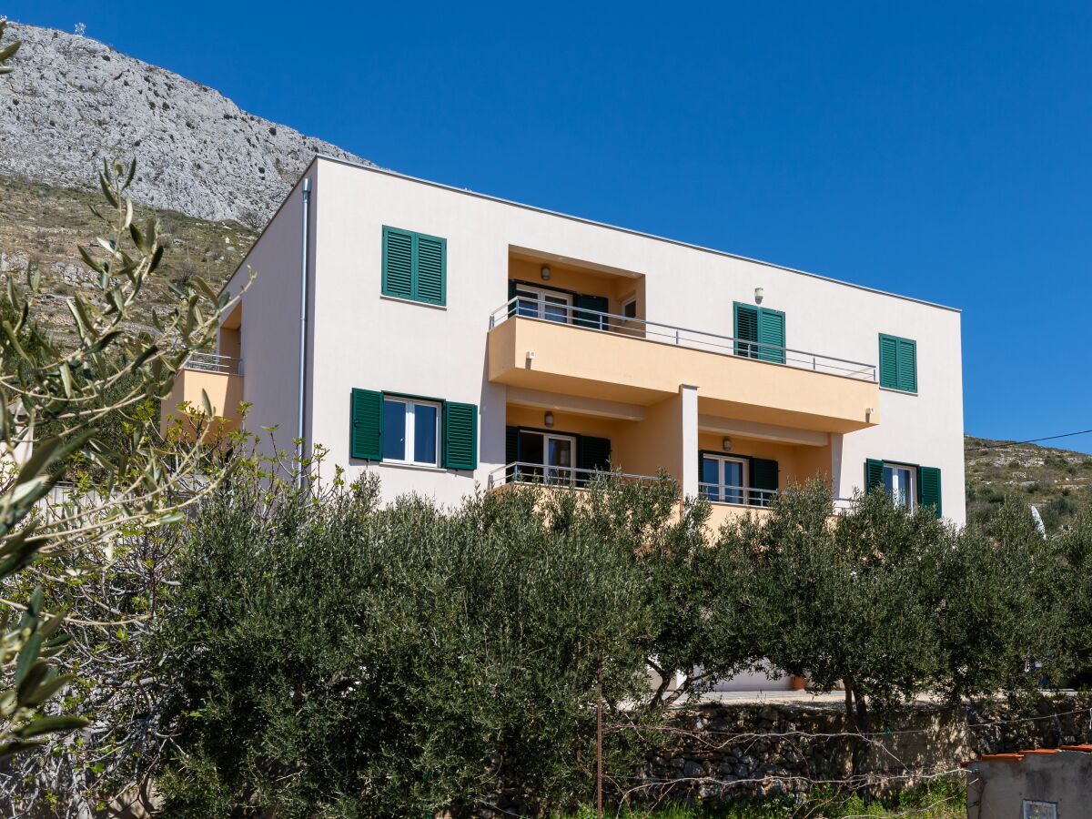 Apartment One bedroom apartment with balcony and sea view Dugi Rat, Omiš A-19516-a - Outdoor photo 4