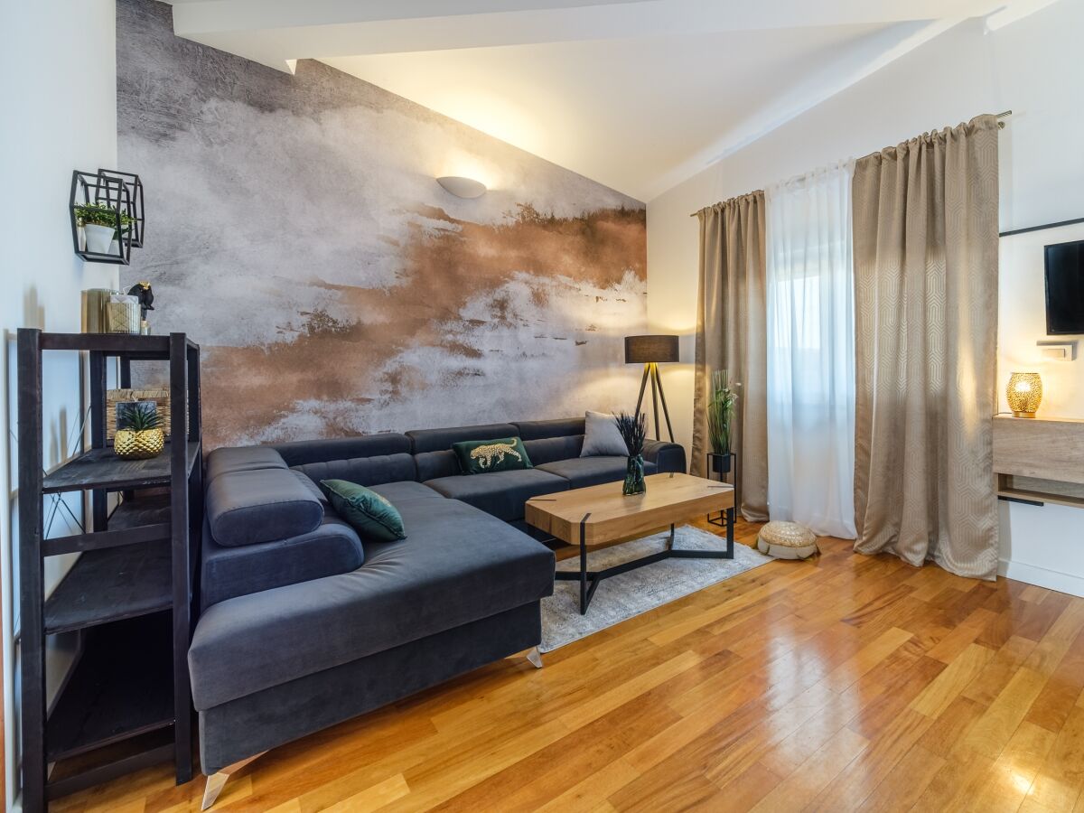 Apartment Two bedroom apartment with terrace and sea view Sutivan, Brač A-20155-a - Outdoor photo 2