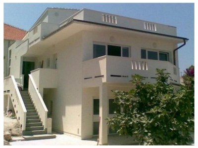 Apartment Two bedroom apartment with terrace and sea view Sutivan, Brač A-20155-a in Sutivan - Apartment