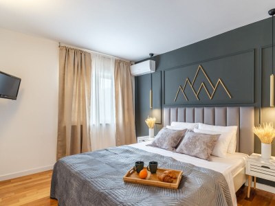 Apartment Two bedroom apartment with terrace and sea view Sutivan, Brač A-20155-a - Outdoor photo 11