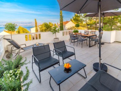 Apartment Two bedroom apartment with terrace and sea view Sutivan, Brač A-20155-a - Outdoor photo 23