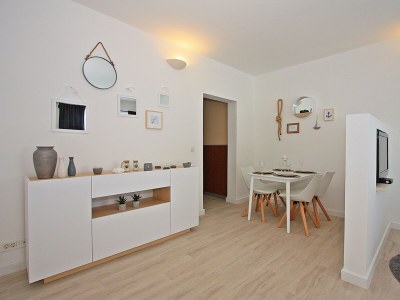 Apartment One bedroom apartment with terrace and sea view Sutivan, Brač A-20155-b - Outdoor photo 5