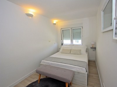 Apartment One bedroom apartment with terrace and sea view Sutivan, Brač A-20155-b - Outdoor photo 7