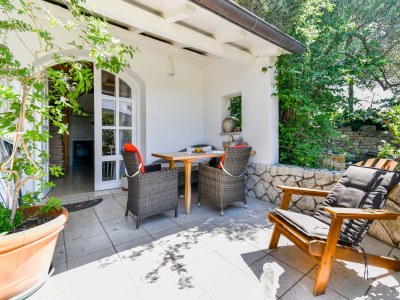 Apartment Two bedroom apartment with terrace Barbat, Rab A-20170-a in Rab - Apartment