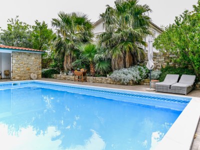 Apartment Two bedroom apartment with terrace Barbat, Rab A-20170-a - Outdoor photo 5