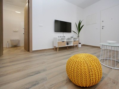 Apartment Two bedroom apartment with balcony and sea view Bibinje, Zadar A-19610-b - Outdoor photo 6