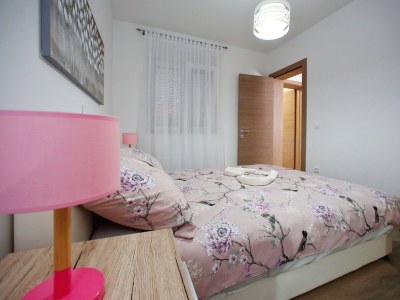 Apartment Two bedroom apartment with balcony and sea view Bibinje, Zadar A-19610-b - Outdoor photo 19