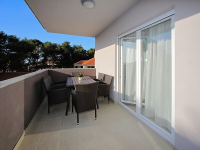 Apartment Two bedroom apartment with balcony and sea view Bibinje, Zadar A-19610-b - Outdoor photo 27