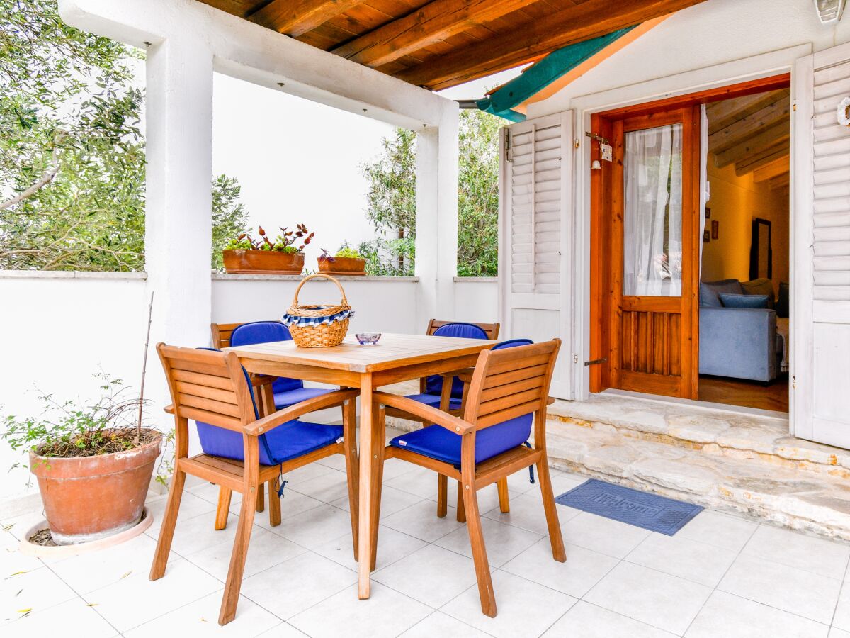 Apartment Two bedroom apartment with terrace Barbat, Rab A-20170-c