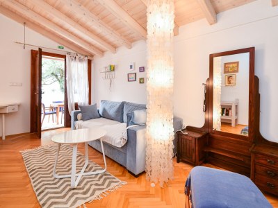 Apartment Two bedroom apartment with terrace Barbat, Rab A-20170-c - Outdoor photo 20