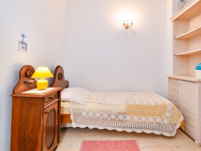 Apartment Two bedroom apartment with terrace Barbat, Rab A-20170-c - Outdoor photo 34