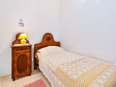 Apartment Two bedroom apartment with terrace Barbat, Rab A-20170-c - Outdoor photo 35