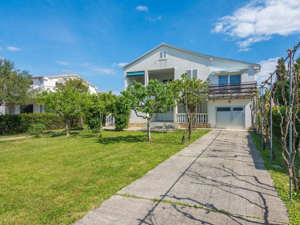 Apartment Two bedroom apartment with terrace Sabunike, Zadar A-19634-b - Outdoor photo 2