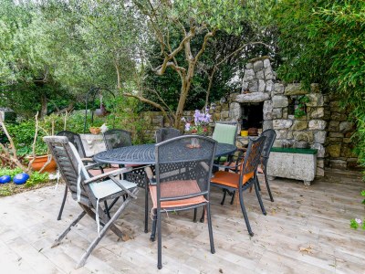 Apartment Two bedroom apartment with terrace Barbat, Rab A-20170-e - Outdoor photo 11